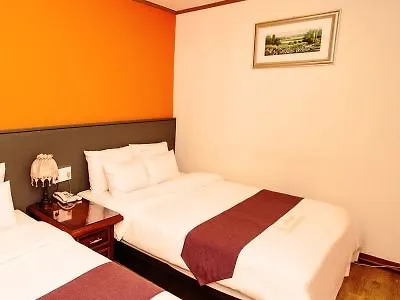Hotel Noblesse, Yeoksam Seul